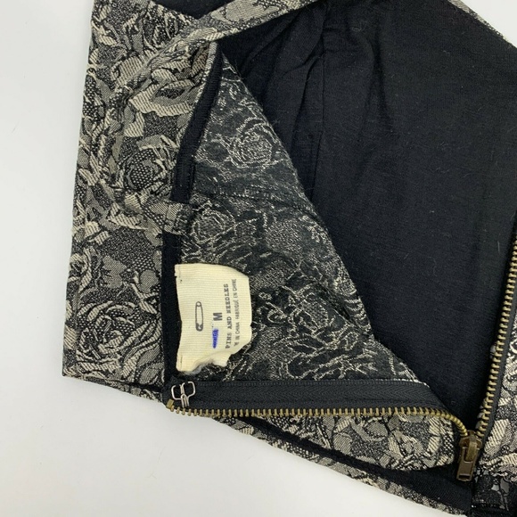 Urban Outfitters Pins & Needles Top Women Medium Black Floral Cropped Jacquard - Picture 8 of 10